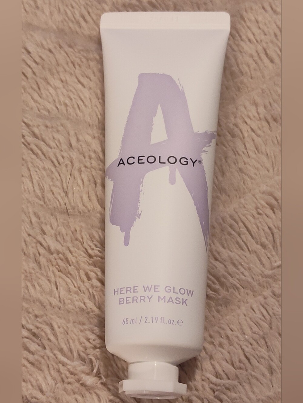 NEW & SEALED! Aceology Here We Glow Berry Mask - 2.19oz